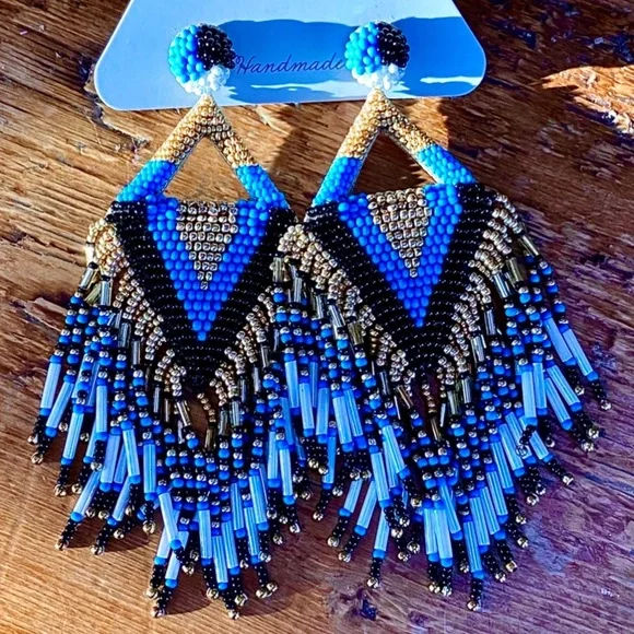 🌺🎉HP🎉🌺 NWT Deepa Gurnani Luxe Beaded Diamond Chandeliers - Picture 8 of 16